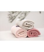 Knitted Bamboo Blanket Faro - RASPBERRY - Image 4